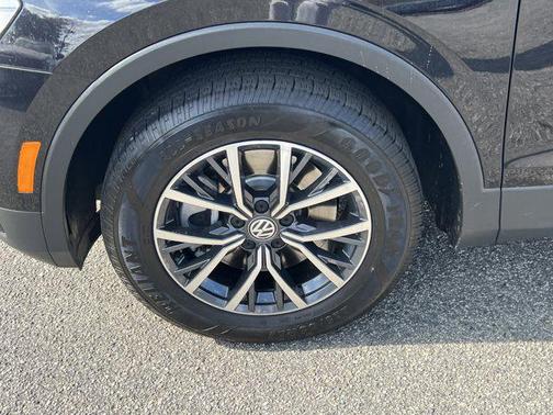 2020 Volkswagen Tiguan 2.0T SEL