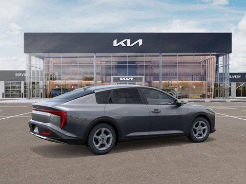 2025 Kia K4 LX