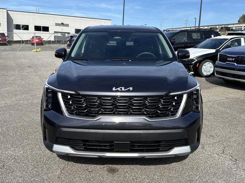 2025 Kia Sorento LX