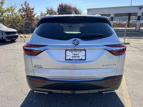 2018 Buick Enclave Essence