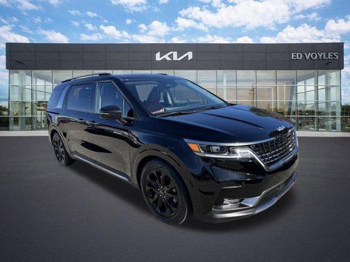 2024 Kia Carnival SX