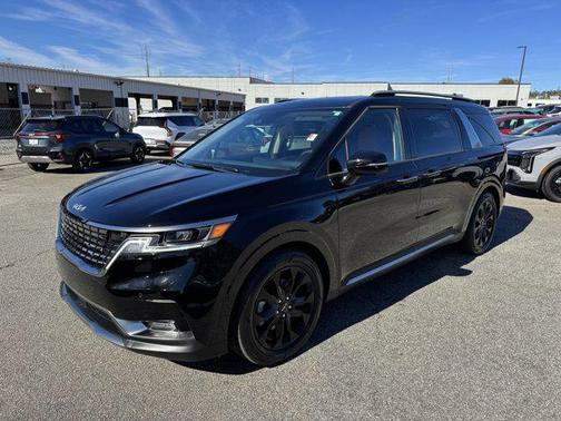 2024 Kia Carnival SX
