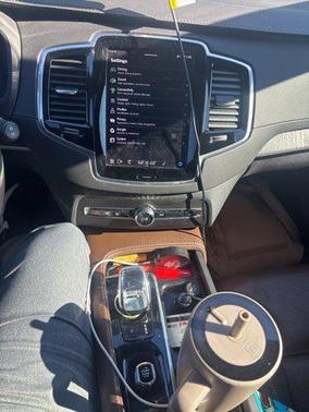 2024 Volvo XC90 B6 Ultimate Bright Theme 7-Seater