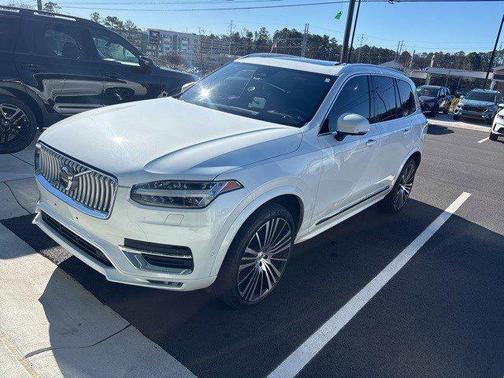 2024 Volvo XC90 B6 Ultimate Bright Theme 7-Seater