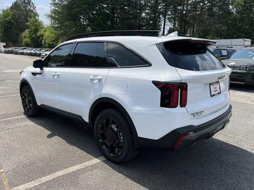 Glacial White Pearl 2025 Kia Sorento SX