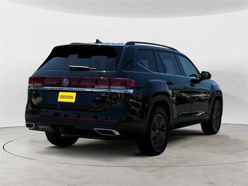 2024 Volkswagen Atlas 2.0T SE w/Technology 4MOTION