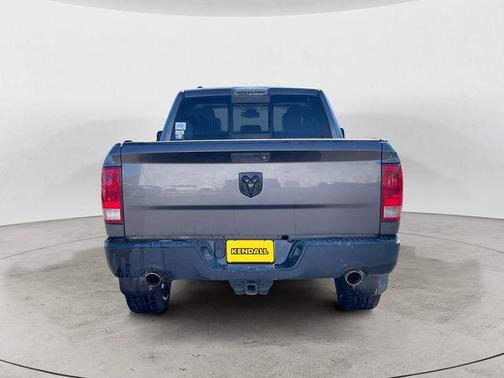 Granite Crystal Metallic Clearcoat 2017 RAM 1500 SLT