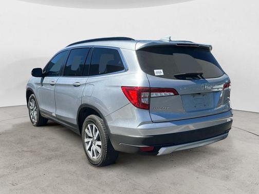 Lunar Silver Metallic 2019 Honda Pilot EX-L
