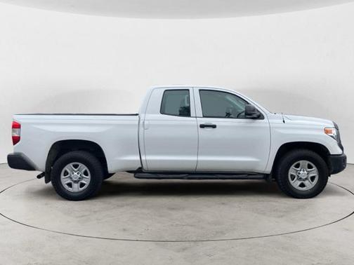 2015 Toyota Tundra SR