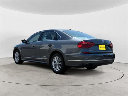 2016 Volkswagen Passat 1.8T S