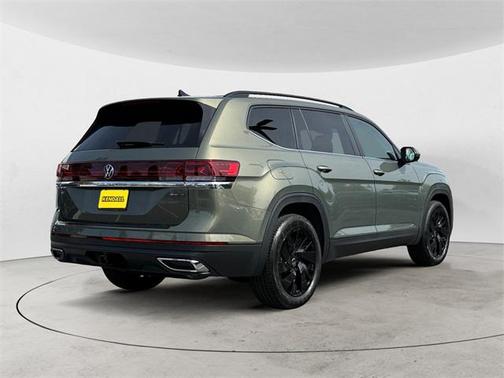 2025 Volkswagen Atlas 2.0T SE w/Technology 4MOTION