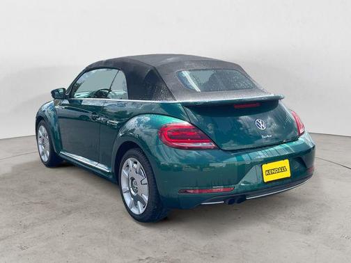 Green 2018 Volkswagen Beetle 2.0T SE
