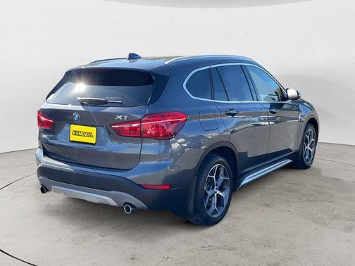 Mineral Gray Metallic 2017 BMW X1 xDrive 28i