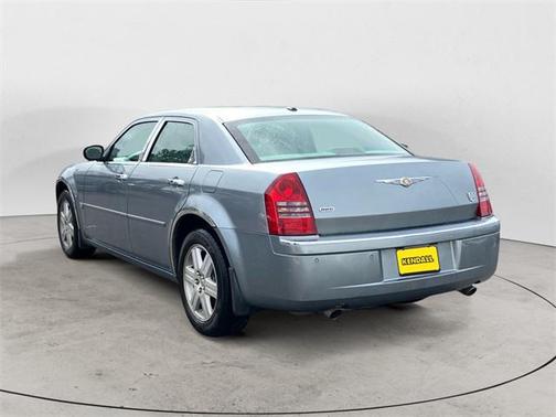 2006 Chrysler 300C Base