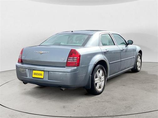 2006 Chrysler 300C Base