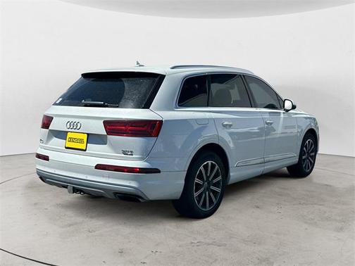 2017 Audi Q7 3.0T Prestige