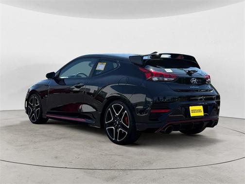 2022 Hyundai Veloster N Base