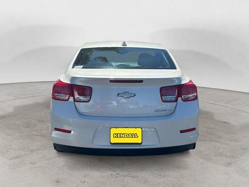 White Diamond Tricoat 2013 Chevrolet Malibu 2LT