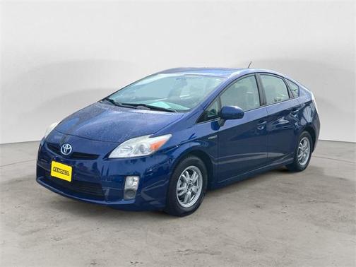 2010 Toyota Prius III