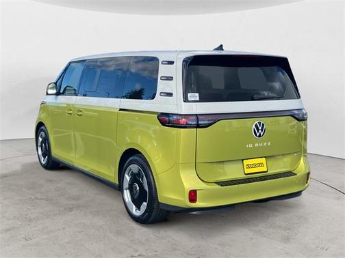 2025 Volkswagen ID. Buzz Pro S Plus with 4MOTION