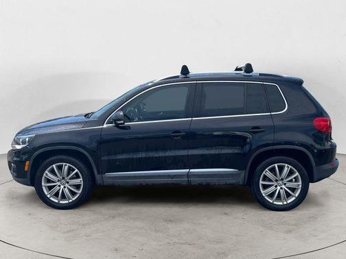Deep Black 2014 Volkswagen Tiguan 4MOTION Auto SEL