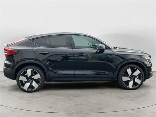 2024 Volvo C40 Recharge Pure Electric Twin Ultimate