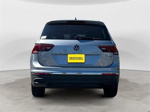 2024 Volkswagen Tiguan 2.0T SE 4MOTION