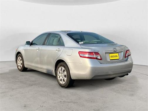 2010 Toyota Camry LE
