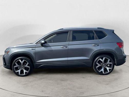 2022 Volkswagen Taos 1.5T SEL