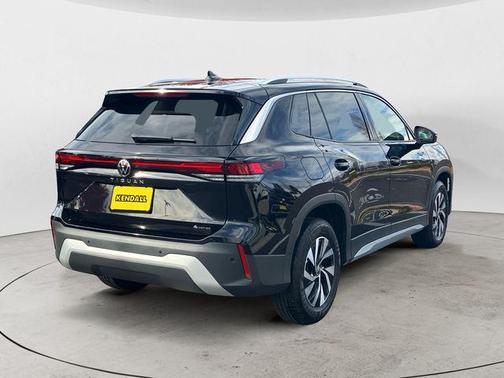 Deep Black 2025 Volkswagen Tiguan 2.0T S 4MOTION