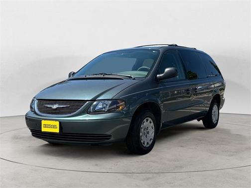 2003 Chrysler Town & Country LX