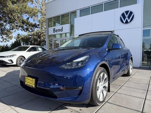 2024 Tesla Model Y Long Range Dual Motor All-Wheel Drive