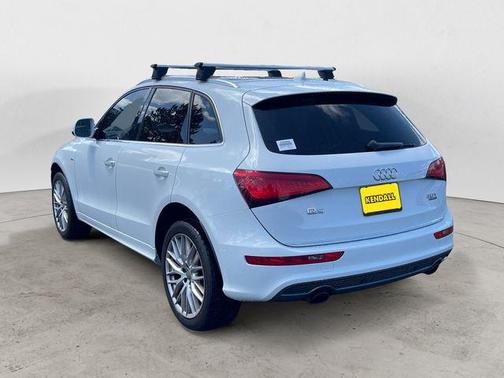 Glacier White 2017 Audi Q5 2.0T Premium Plus