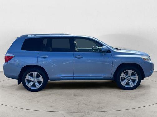 Wave Line Pearl 2009 Toyota Highlander Limited