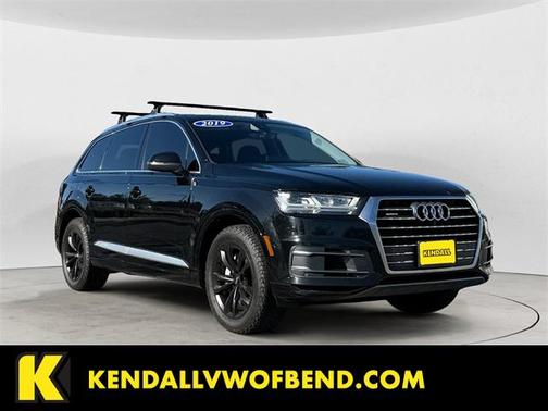 2019 Audi Q7 55 Premium Plus