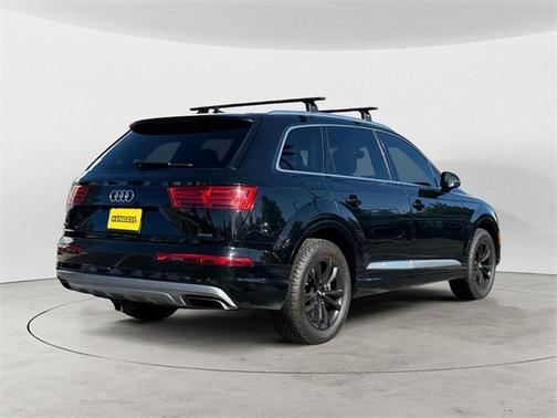 2019 Audi Q7 55 Premium Plus