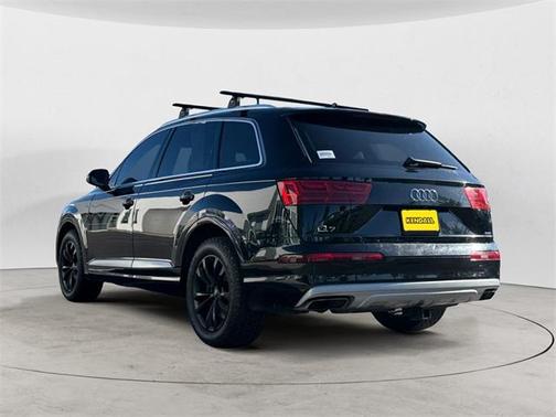 2019 Audi Q7 55 Premium Plus