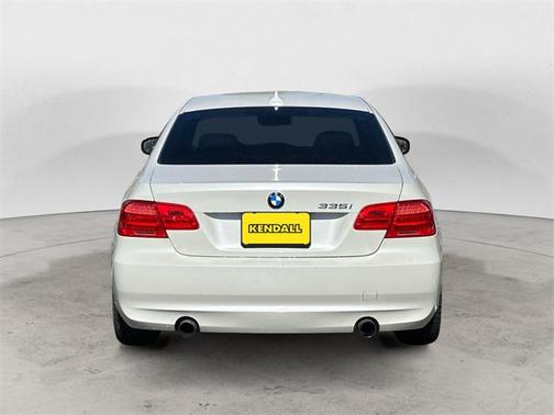 2011 BMW 335 335i