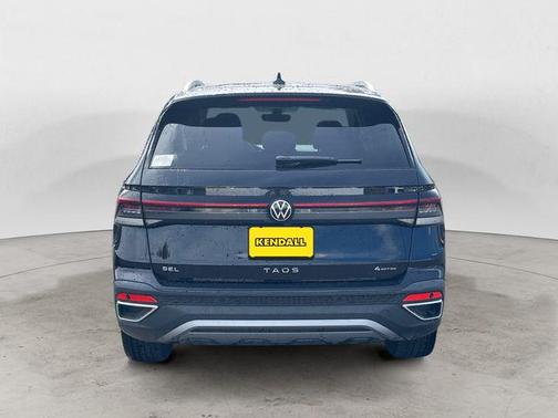 2025 Volkswagen Taos 1.5T SEL