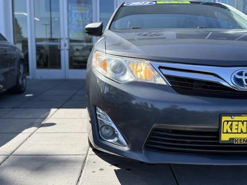 2012 Toyota Camry Hybrid XLE