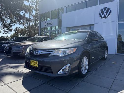 2012 Toyota Camry Hybrid XLE