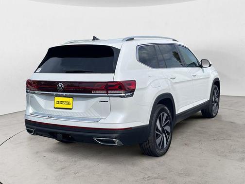 White Pearl 2026 Volkswagen Atlas 2.0T SEL