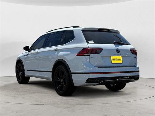 2024 Volkswagen Tiguan 2.0T SE R-Line Black 4MOTION