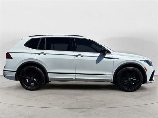 2024 Volkswagen Tiguan 2.0T SE R-Line Black 4MOTION