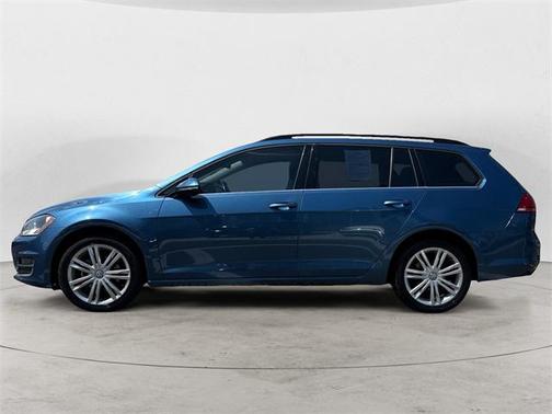 2015 Volkswagen Golf SportWagen TDI SE 4-Door