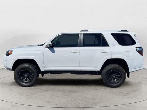 Ice Cap 2023 Toyota 4Runner SR5 Premium