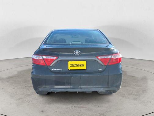 2015 Toyota Camry SE