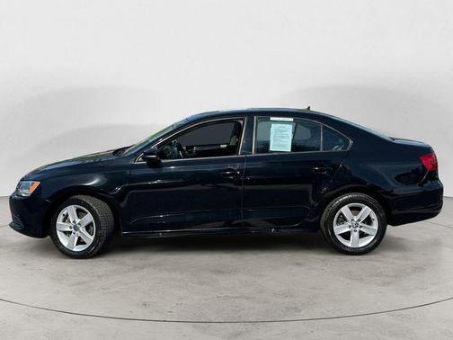 Black Uni 2012 Volkswagen Jetta TDI