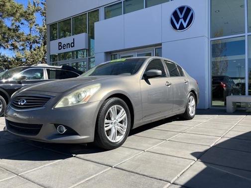 2012 INFINITI G37 Journey