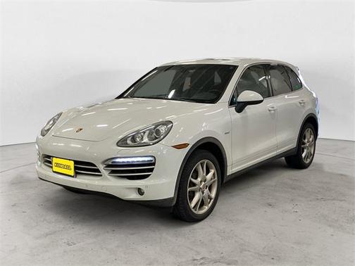 2014 Porsche Cayenne Platinum Edition